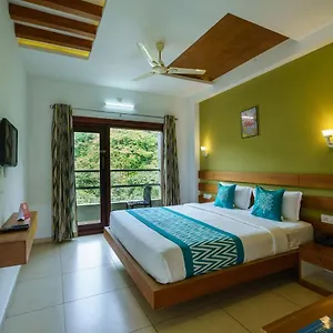 *** Resort Oyo 5024 Mist Heaven Hill India